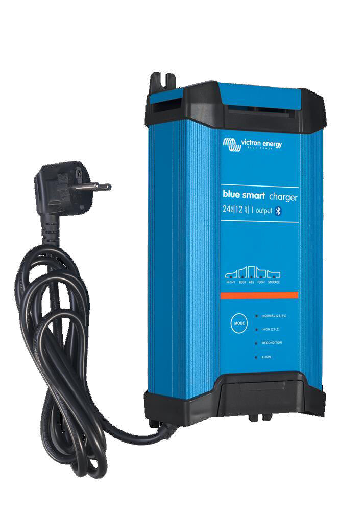 Victron Blue Smart IP22 Batterieladegerät Bluetooth 24/12 1 Ausgang