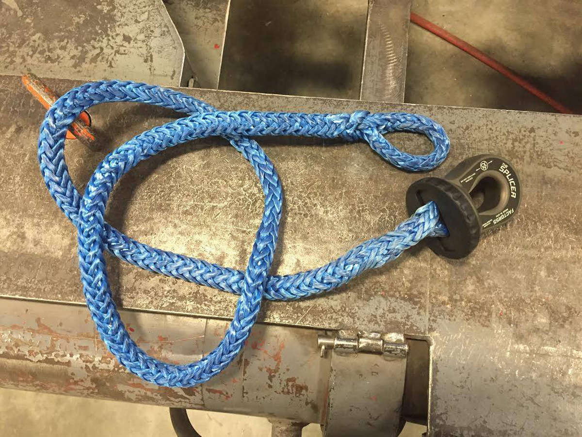"FACTOR 55" SPLICER 3/8-1/2" SYNTHETIC ROPE SPLICE-ON SHACKLE MOUNT, GRAY