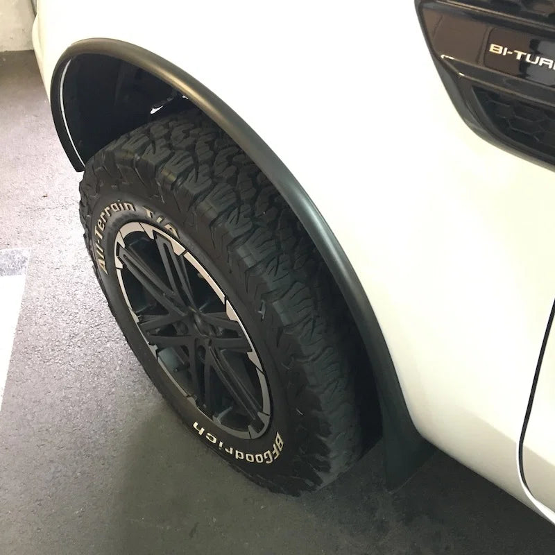 Kotflügelverbreiterung universal: 1 Stk 18mm breit, 150cm lang