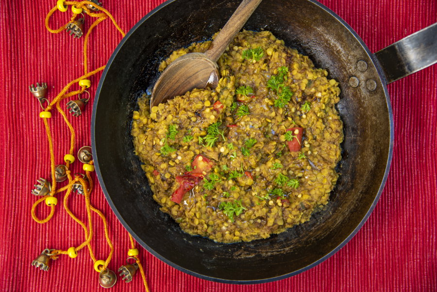 Buch: COOKING OFF THE ROAD.