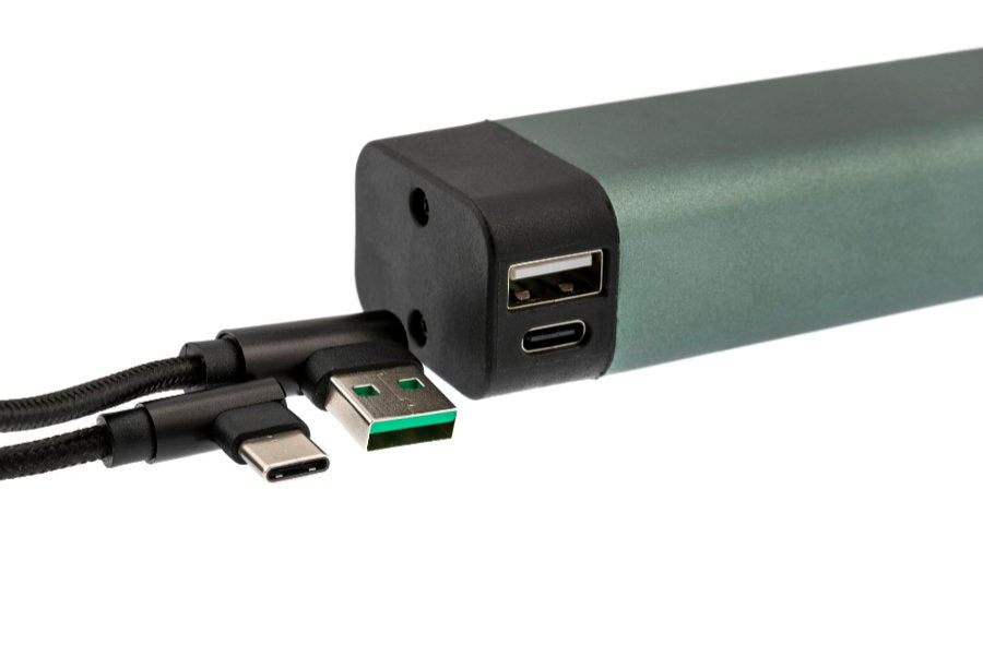 ARB Horizon Taschenlampe mit bis zu 600Lm und 4000 mAh Li-Ion Akku