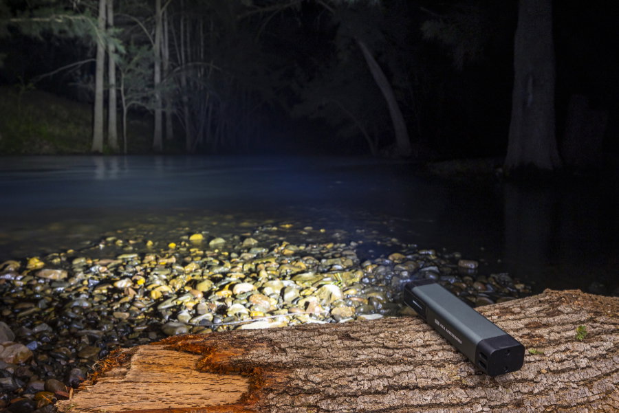 ARB Horizon Taschenlampe mit bis zu 600Lm und 4000 mAh Li-Ion Akku