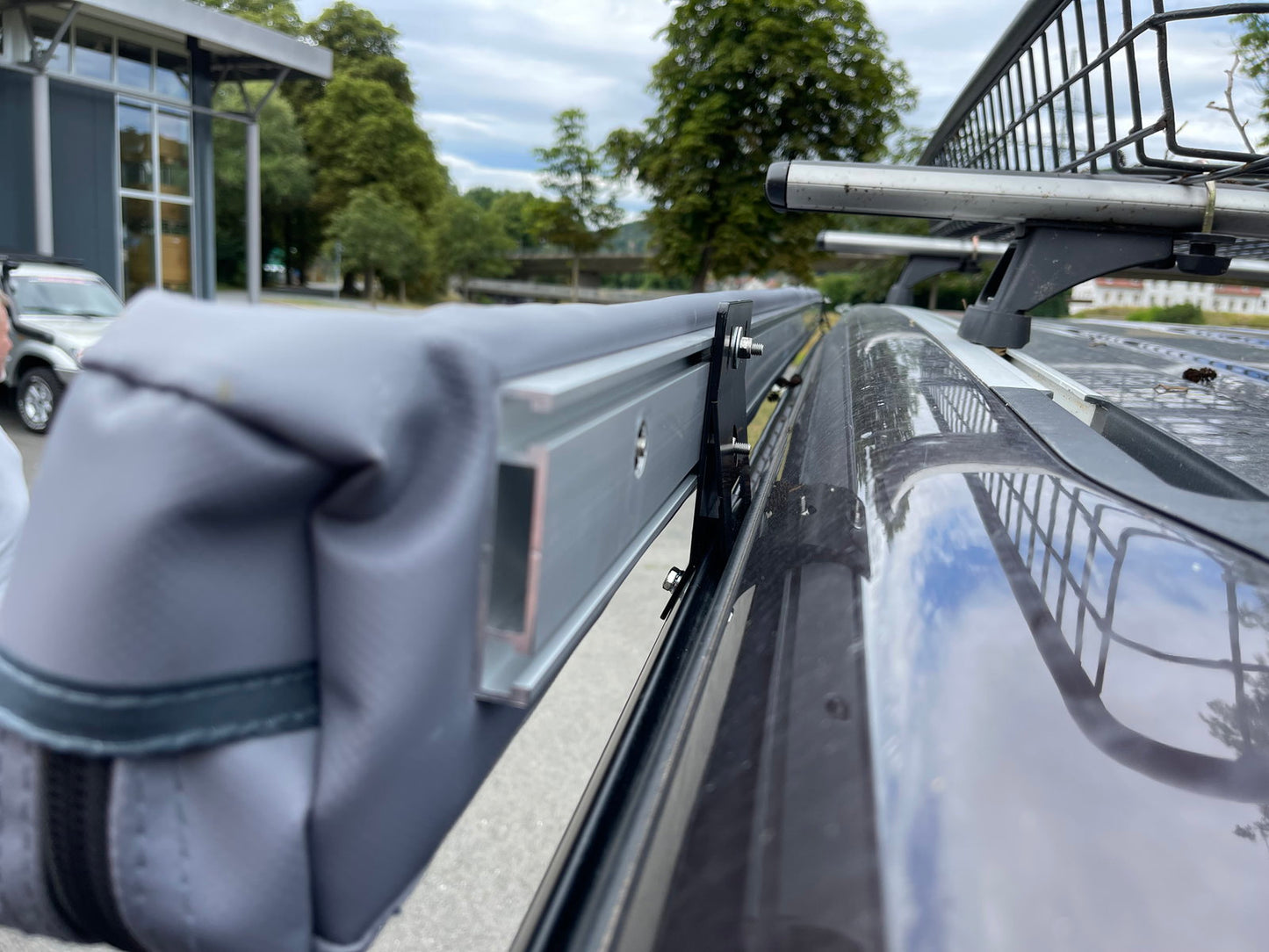 Markisenmontagesatz VW T6 mit Hubdach für Markisen in 2500mm Länge