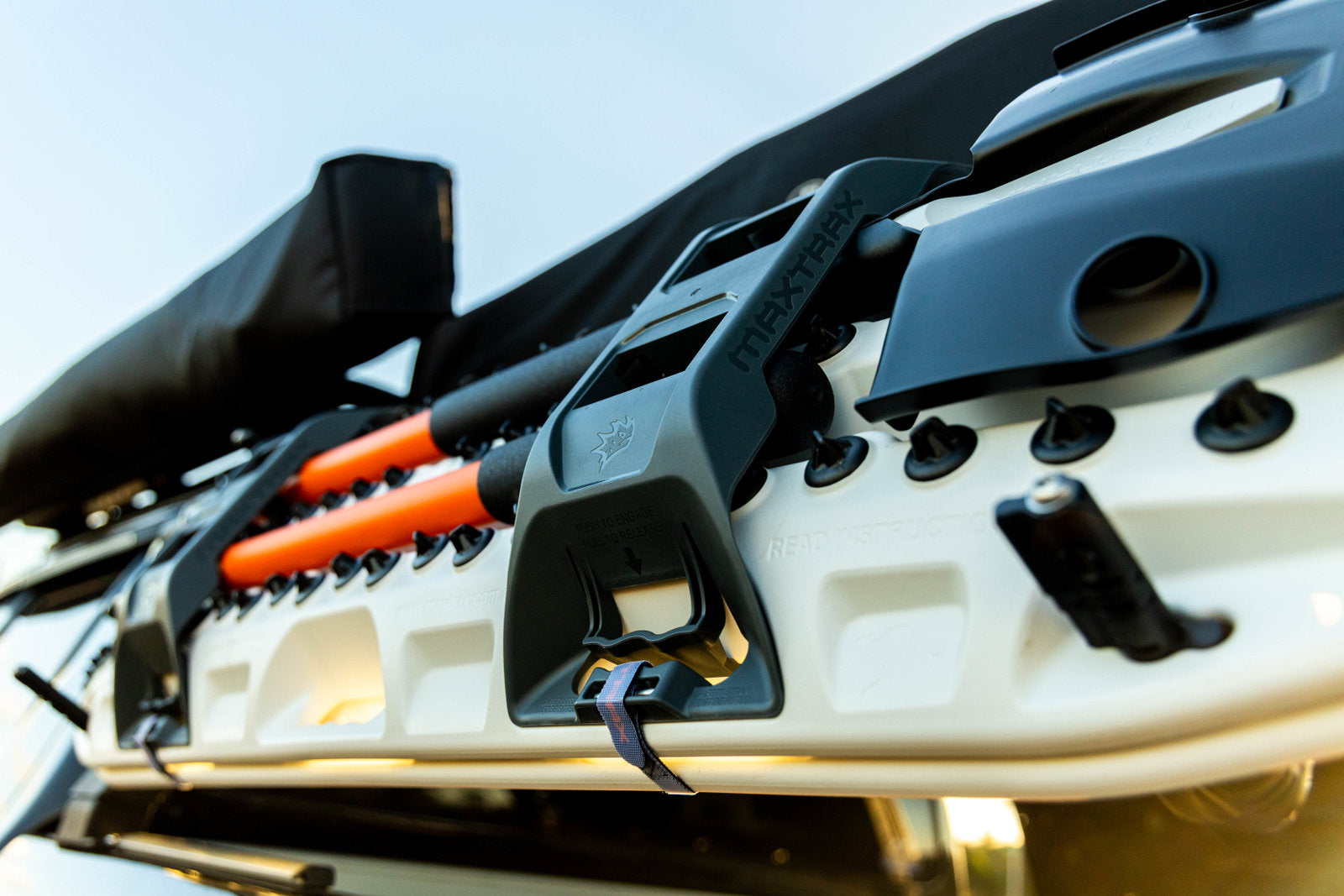 MAXTRAX All-Terrain Schaufel inkl. Montagekit für XTREME & MKII Bergeboards